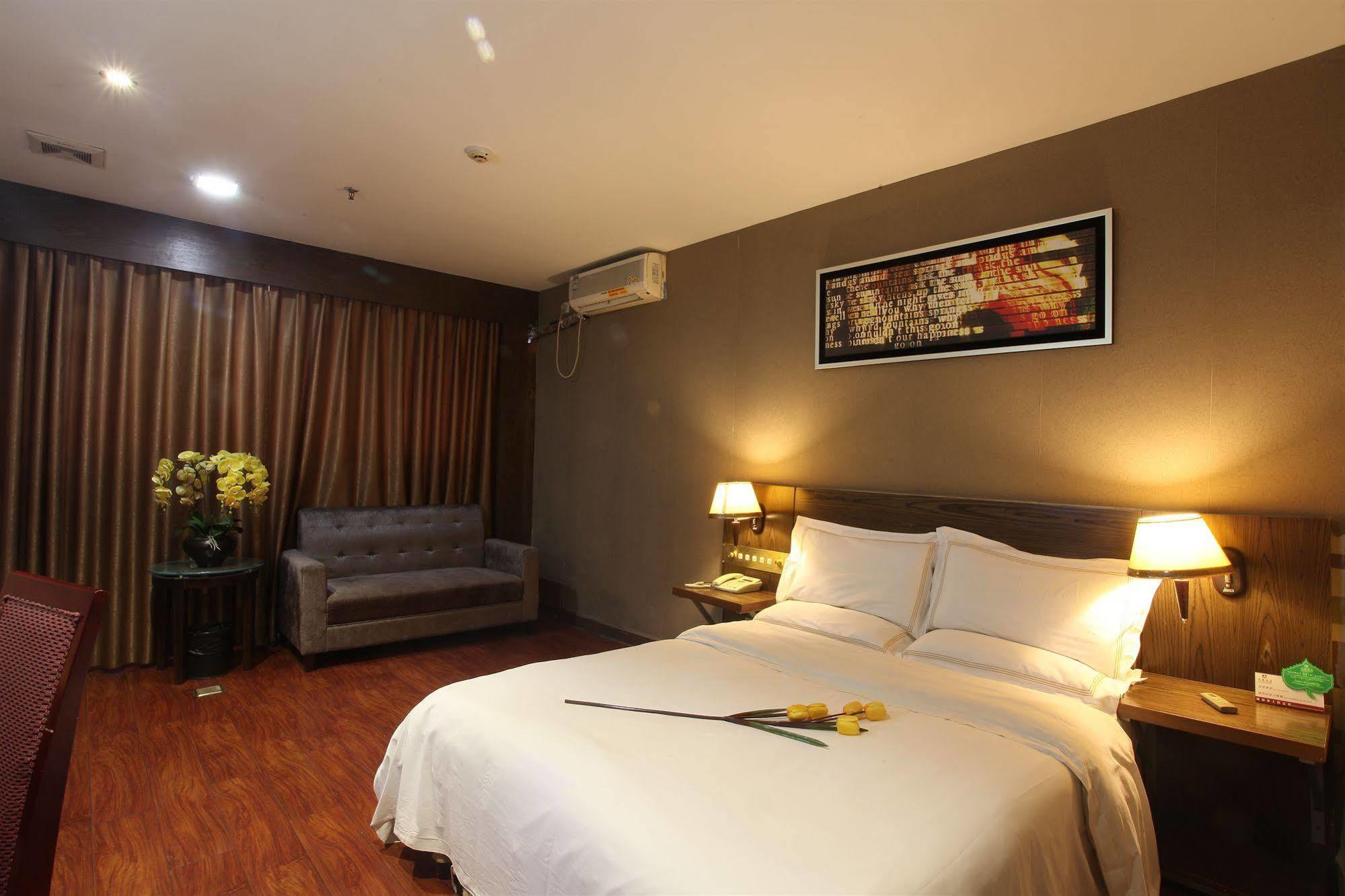 Insail Hotels Railway Station Guangzhou Exterior photo